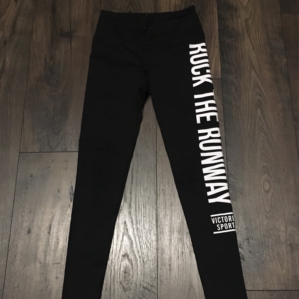 NWOT VSX Sport Victoria Secret Leggings XS